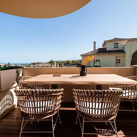 Capanes De Golf Luxury Apartment *