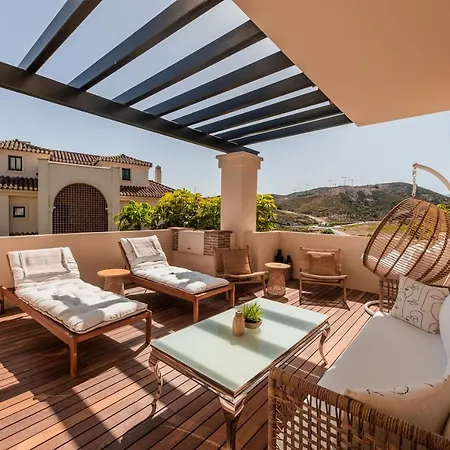 Capanes De Golf Luxury Apartment *