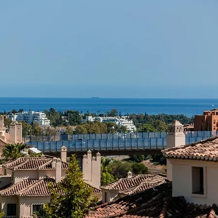 Capanes De Golf Luxury Apartment