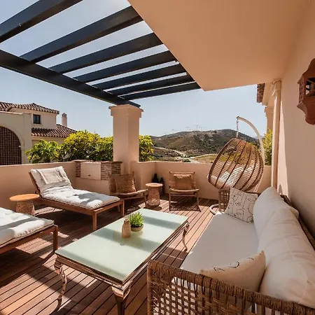 Capanes De Golf Luxury Apartamento Benahavís